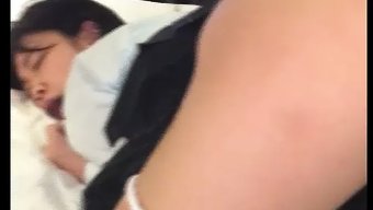 Genç (18+)...