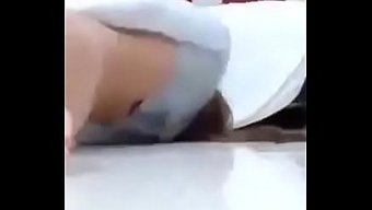Genç Kızın...