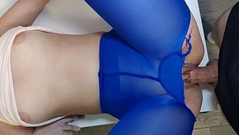 Genç (18+)...