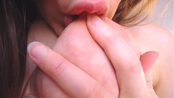 Asmr: Şişk...