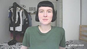Delphine'I...