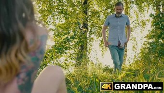 Genç Genç ...