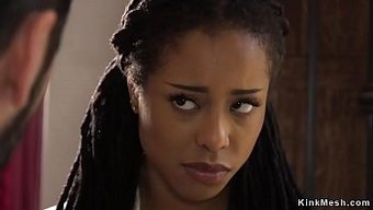 Kira Noir'...