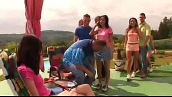 Genç Ve Az...