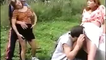 Köy Karısı...