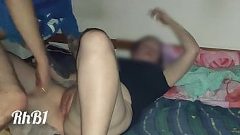 Genç Bir Ç...
