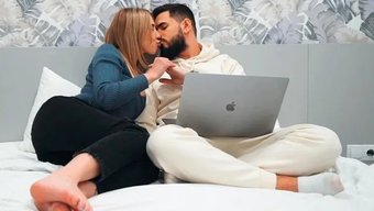 Genç (18+)...