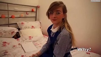 Genç (18+)...