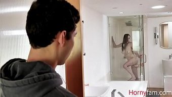 Genç (18+)...