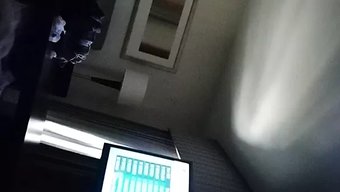 Yaşlı Nine...