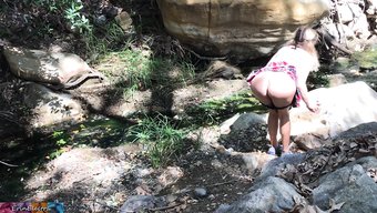 Genç (18+)...