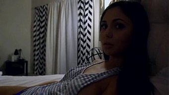 Ariana Mar...