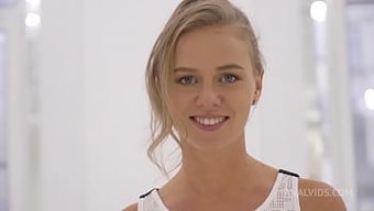 Ella Elast...