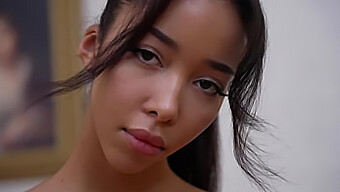 Lia Lin'In...
