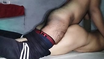 Genç (18+)...