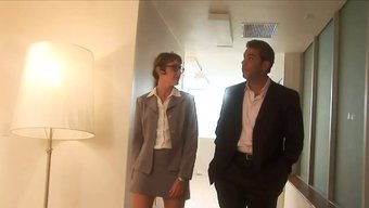 Jenaveve J...