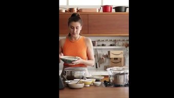 Paula Vahş...