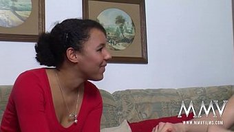 Esmer Genç...
