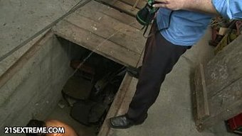 Esmer Köle...